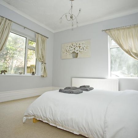 Large 2 Bedroom Apt - Near Beach - Free Parking Bournemouth Exteriör bild
