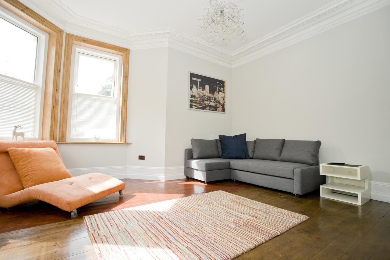 Large 2 Bedroom Apt - Near Beach - Free Parking Bournemouth Exteriör bild